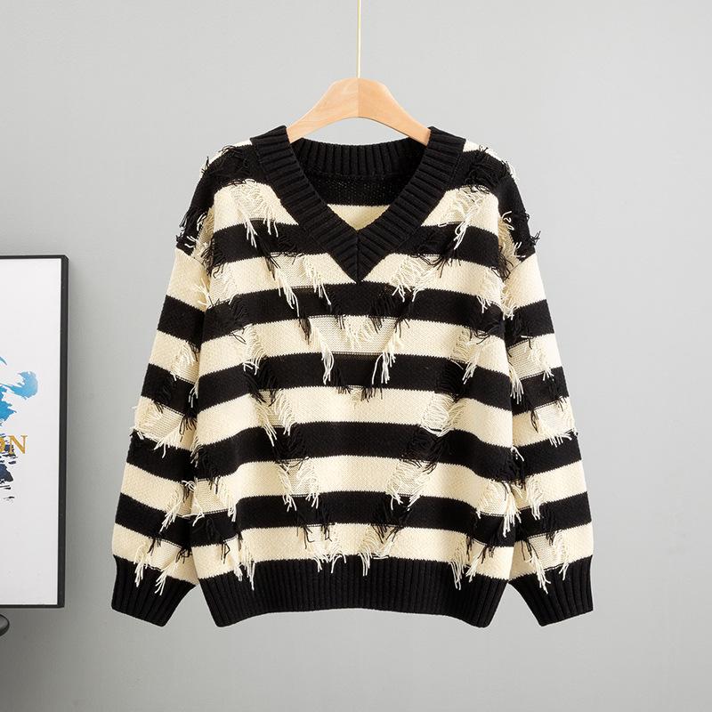 Loose Knitted V-neck Lazy Fringed Sweater Women's 2025 Autumn New Fashion Foreign Style Inner Top