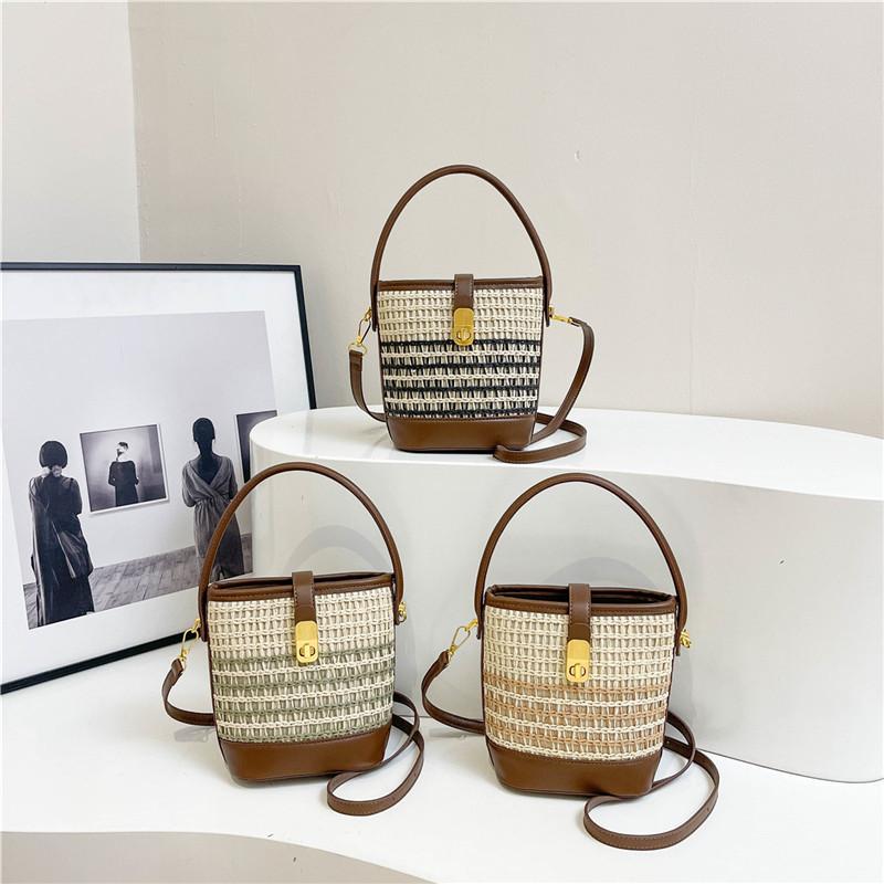 Summer Hand-held Straw Bag Niche Fashion High-end Women's Shoulder Messenger Bag Summer New Woven Bag