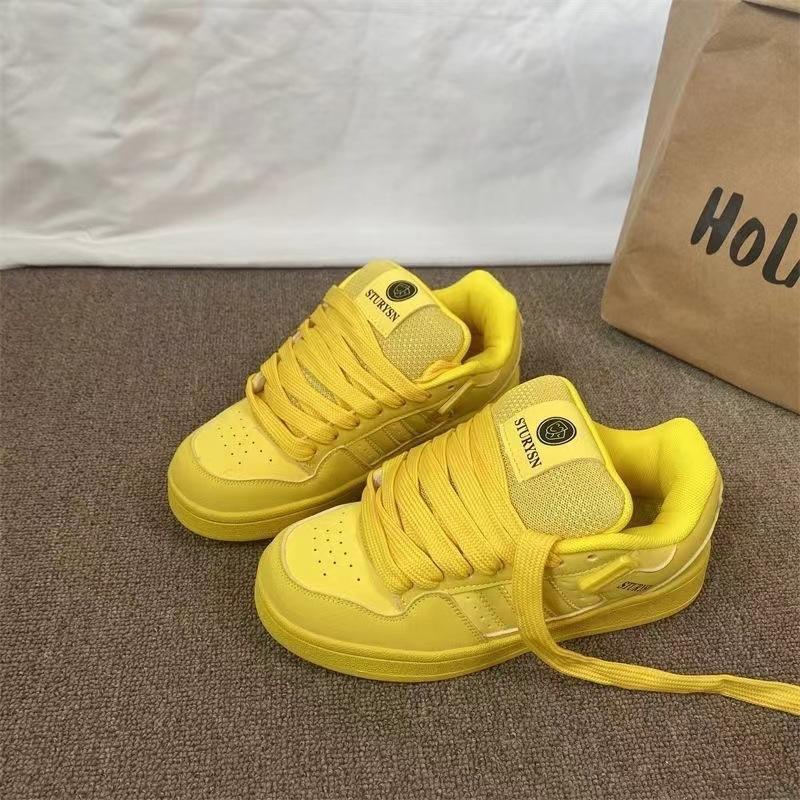 

High-value golden coast trend board shoes women s ins tide 2025 spring new niche versatile casual bread shoes 40