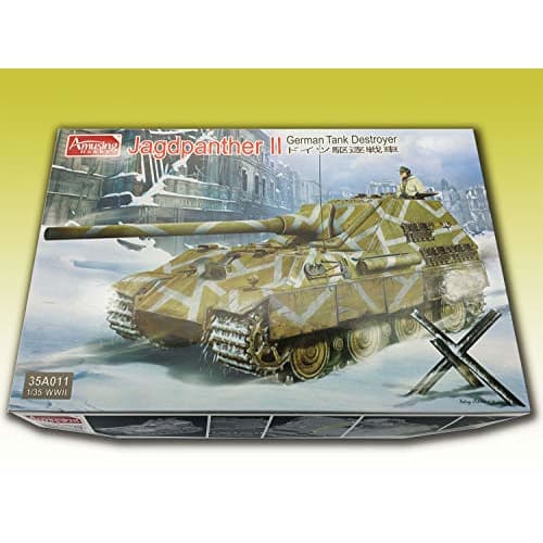 Amusing Hobby 1/35 Scale German Jagdpanther II Tank Destroyer Plastic Model Kit AMH35A011