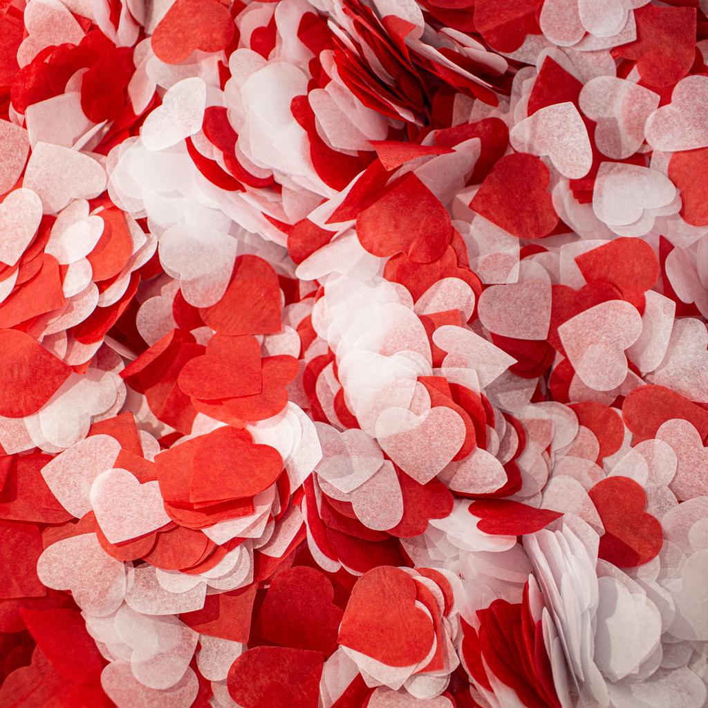 2500 Pieces of Heart-Shaped Heart Paper, Valentine's Day Table Decoration, Wedding Hand-Held Throwing Confetti, Balloon Filling