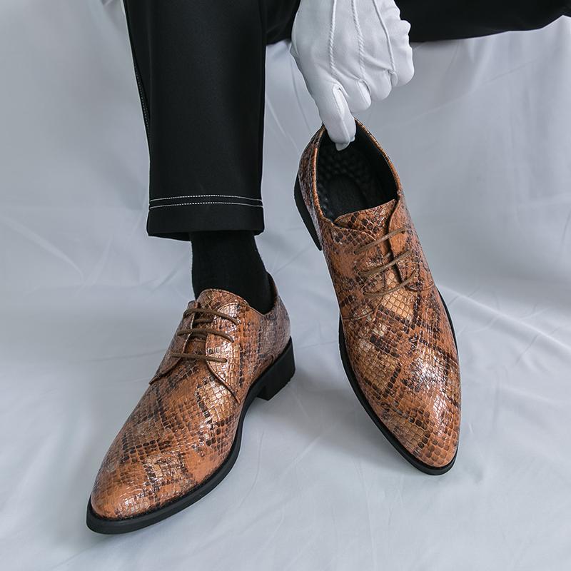 Men Derbys Oxford Print Personality Nightclub Leather Business Shoes Men's Tuxedo Wedding Dance Shoes Plus Size