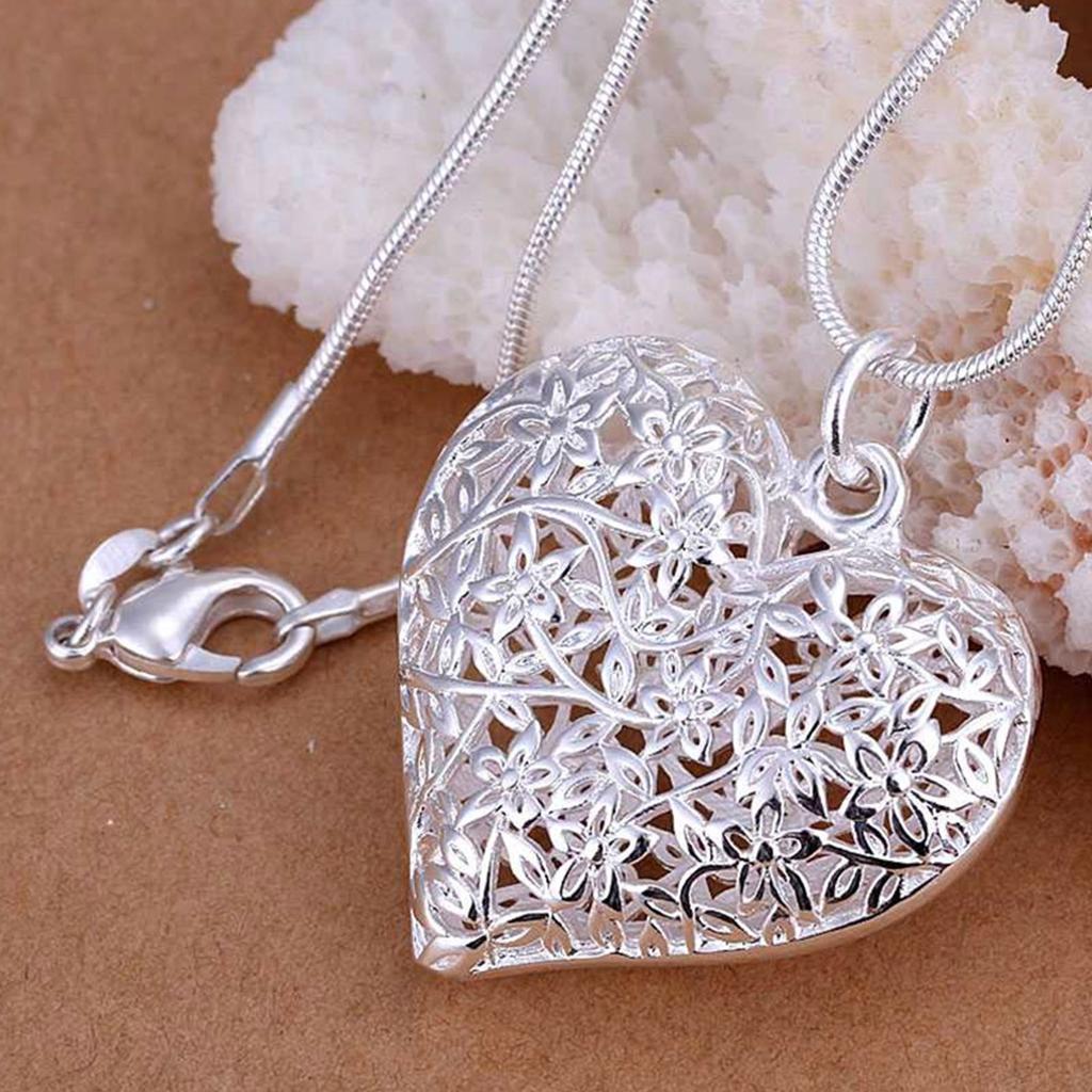 Copper 1Carved Heart Pendant Snake Chain Necklace For Women Fashion Wedding Party Charm Jewelry