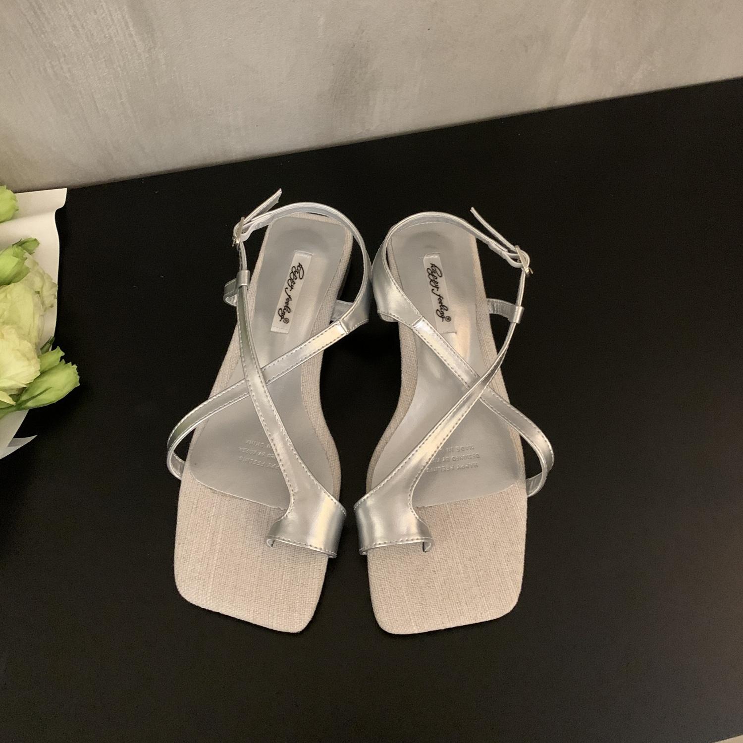 

Fashion Bailamos Brand Women Sandals Fashion Narrow Band Ladies Casual Sandal Shoes Square Low Heel Outdoor Gladiator Shoes Beach Shoes 40