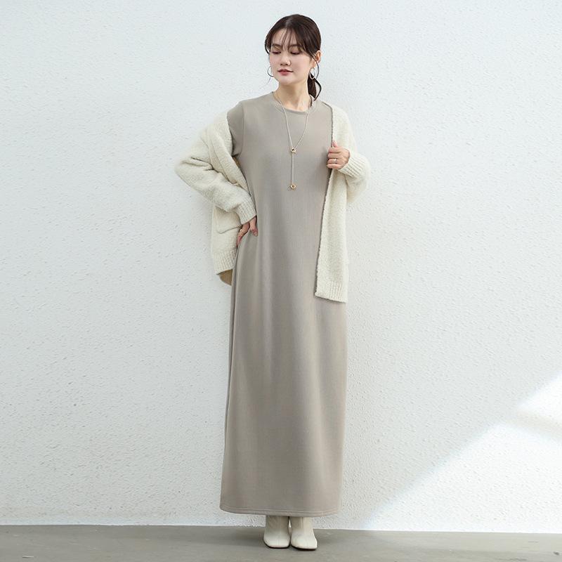 

Autumn-Winter Japanese Style Brushed Wool Round Neck Long Sleeve Slimming Warm Dress for Women Extended L
