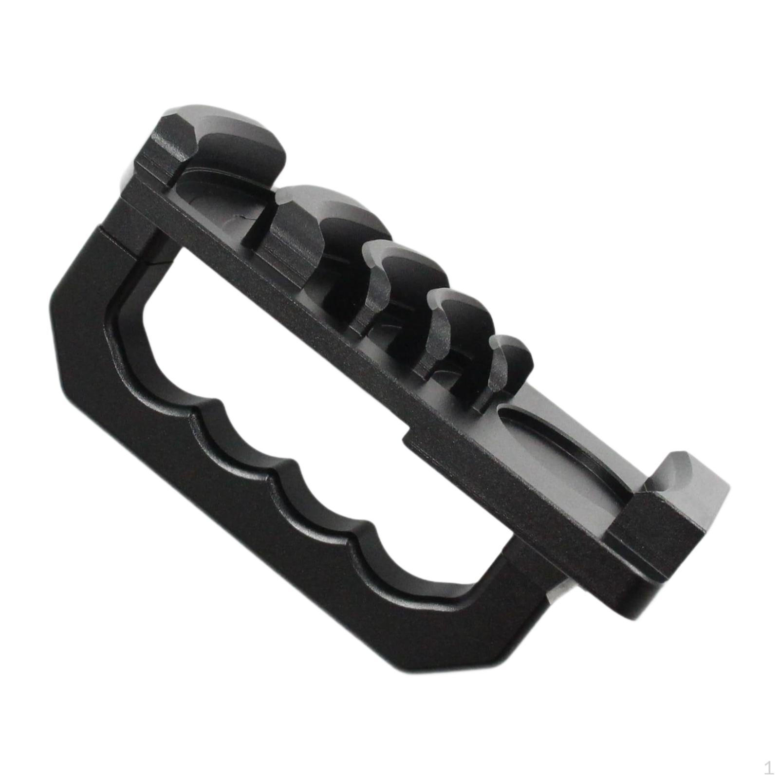 

Компактный инструмент для снятия фаски и заусенцев с труб из ПВХ чёрный