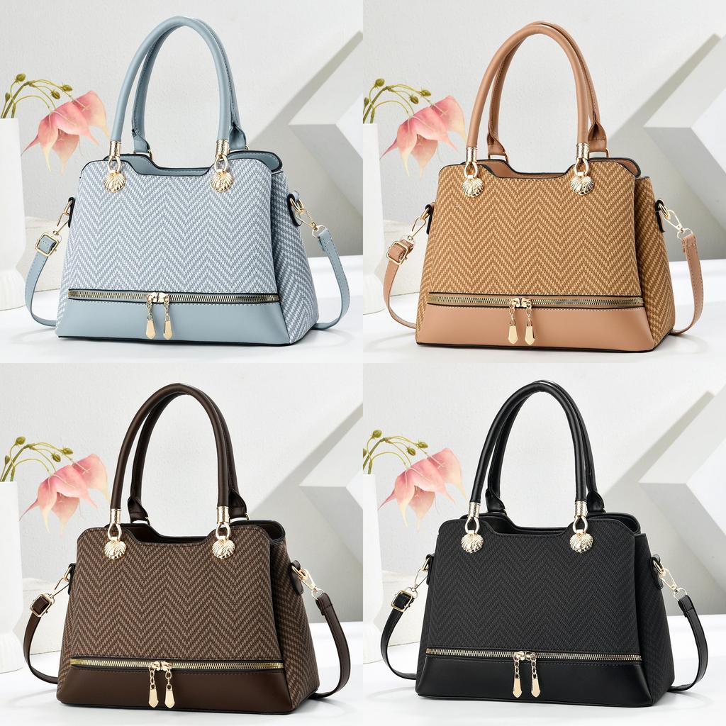 Classic Tote Bag For Women With Pu Material And Metal Accents For Daily Use