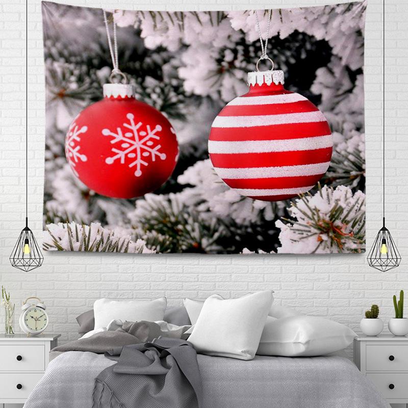 Hängende Wandteppiche aus Stoff im weihnachtlichen Stil
