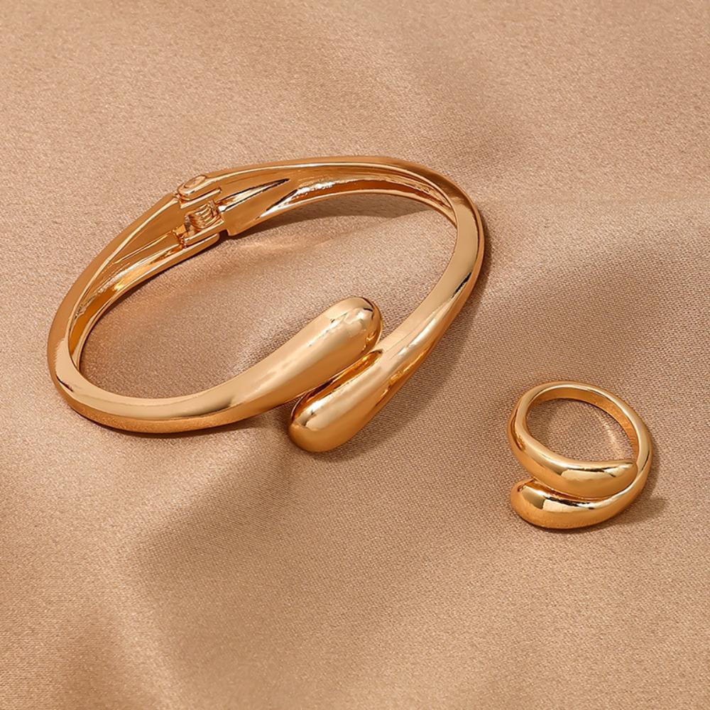 Heavy Metal Jewelry Set Temperament Geometric Ring Glossy Collar Exaggerated Irregular Bracelet Ring