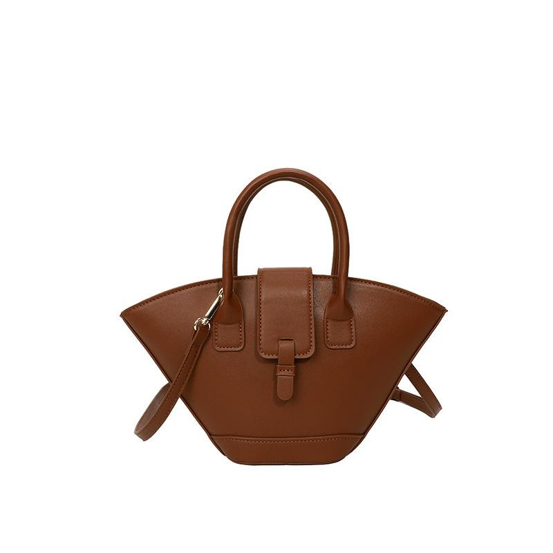 

Fashionable leather ladies handbag - exquisite classic design, highly popular, with elegant French-style lining, essential for daily commutes, retro коричневый