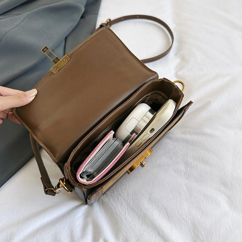Bag Women's 2025 Spring New Women's Bag High-end Fashion Retro Small Square Bag Portable Small Bag Versatile Messenger Bag