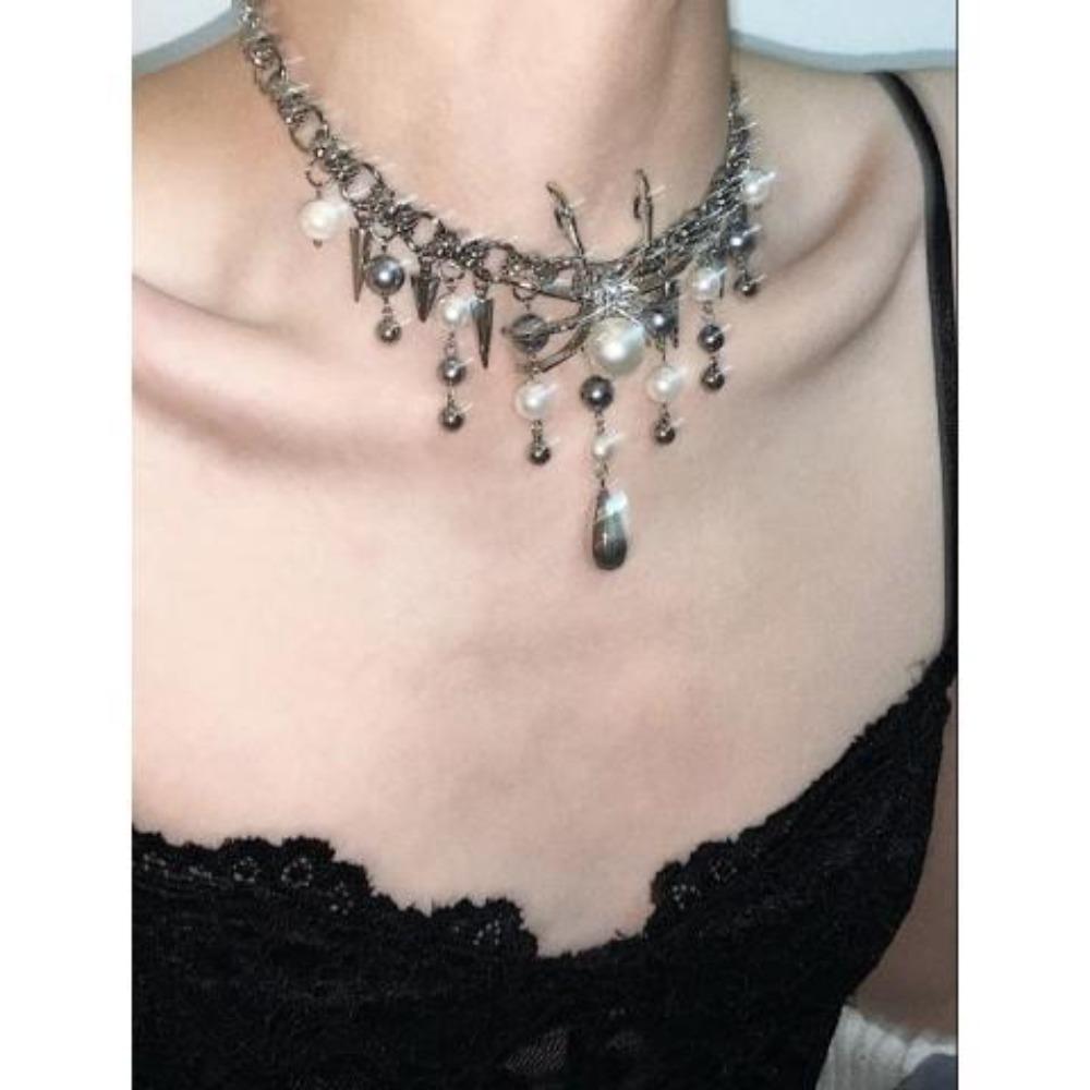 

Чокер с кисточкой-пауком, жемчужное ожерелье в ретро и нишевом дизайне