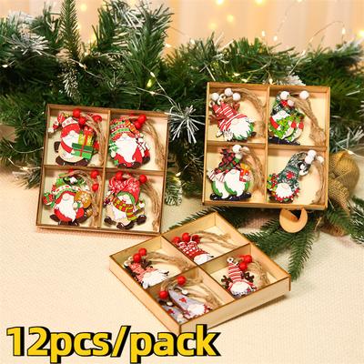 Jelmez kellékek – Karácsonyi díszek