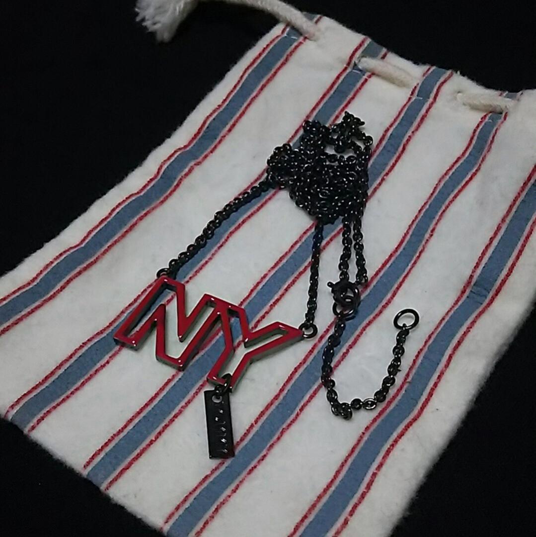 

[USED] For fans of y2k, achieve, hosts, and k-pop! Tommy/NY Necklace