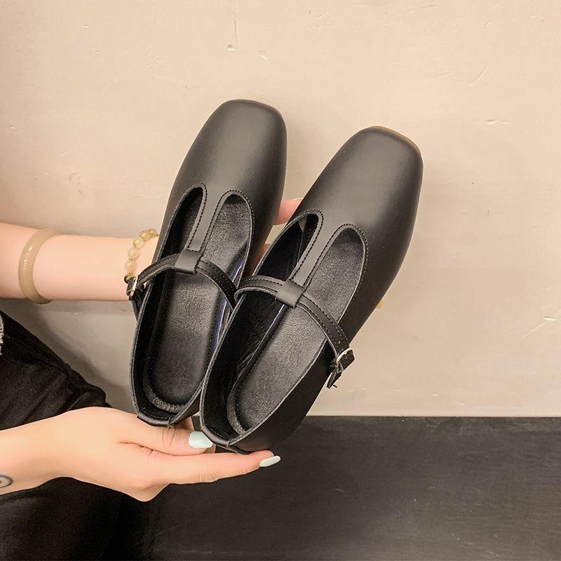 Fashion versatile Mary Jane women's shoes new shallow mouth single shoes retro flat bottom T-button small single shoes women