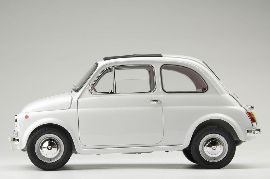PLATZ 1/12 Scale Fiat 500F 1968 Plastic Model PIT005
