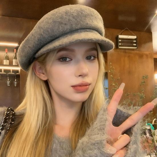 Women Beret Hat Solid Color Dome Top Style Painter Hat with Short Brim Warm Headwear Winter Fashion Accessory