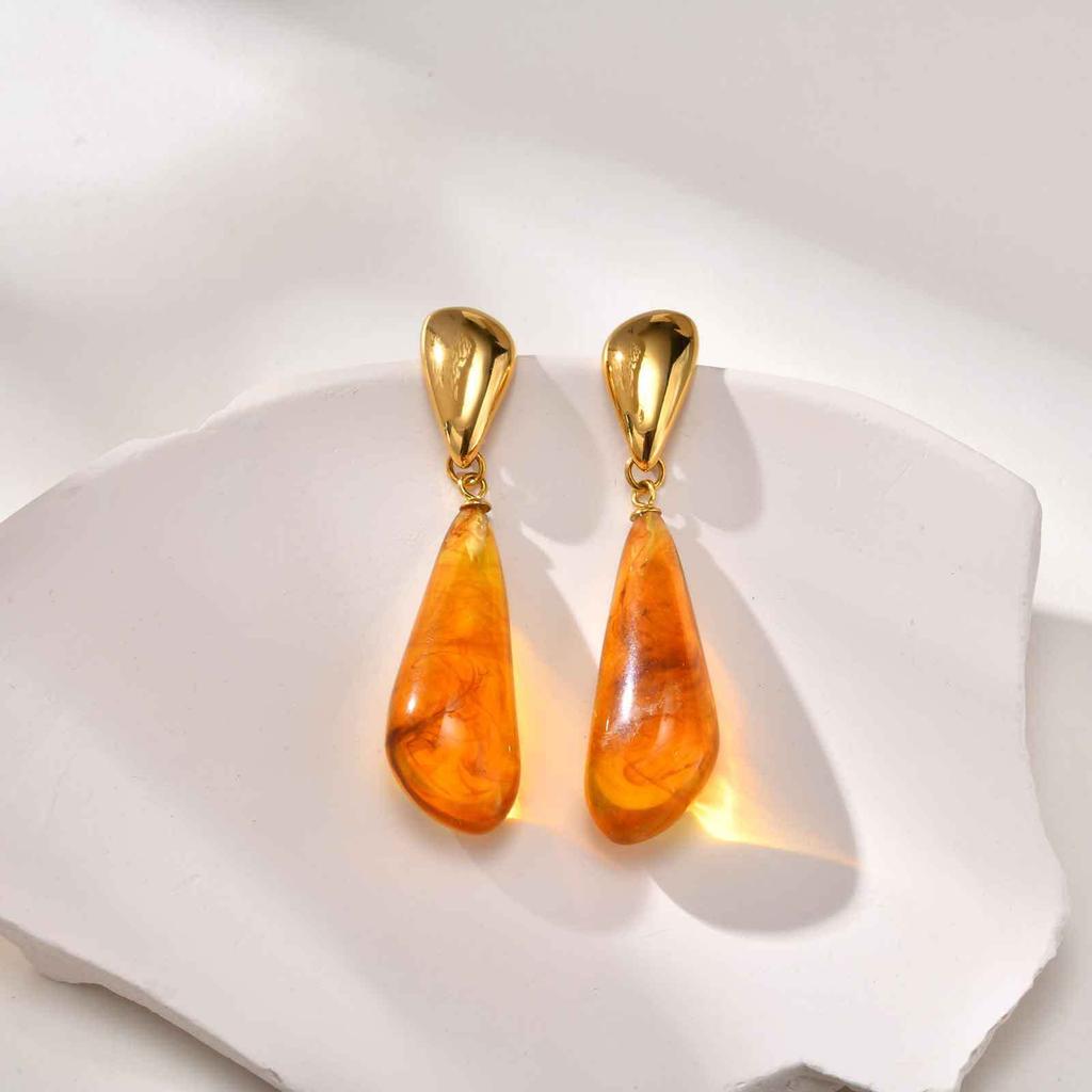 Orecchini Eleganti Retrò Ambra Autunno Inverno Catena Perle di Riso Acciaio Inossidabile Goccia d'Acqua Resina Collana Set di Gioielli da Donna