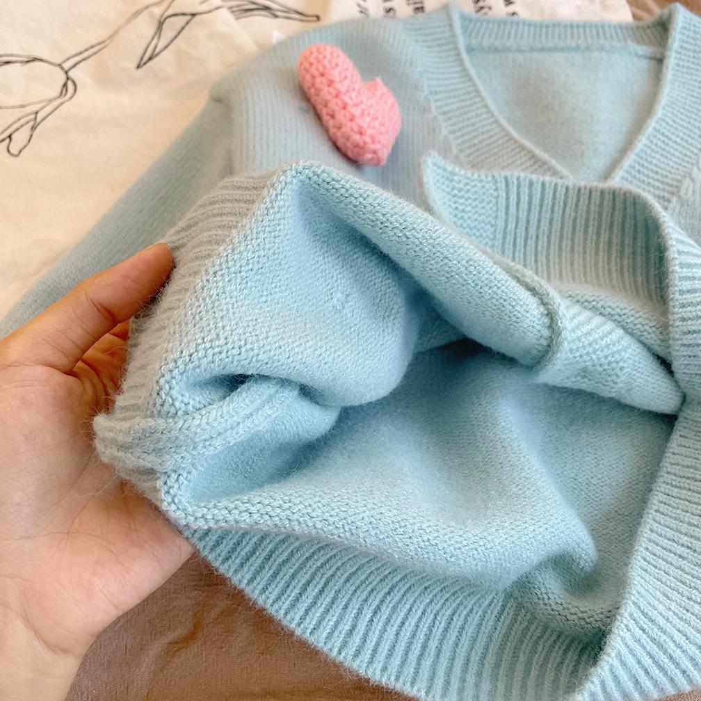 Girls' 3D Heart Knit Cardigan Sweater - 2025 Trendy Top for Baby Girls