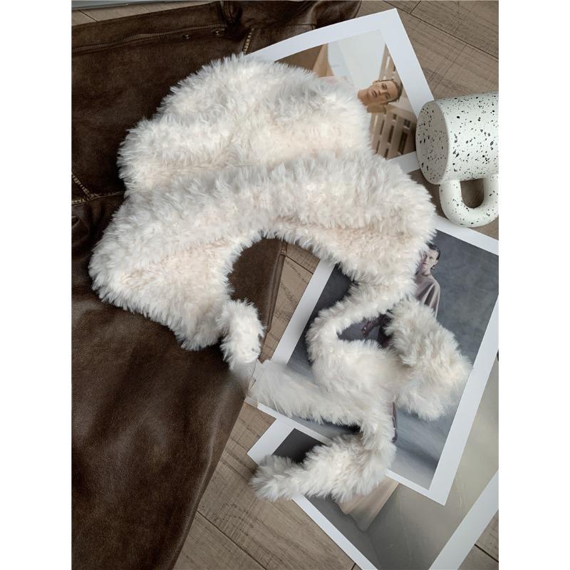 

Korean Style Cute Knitted Hat for Women with Big Brim Showing Face In Small Winter Fashionable and Versatile Simple Wool Outdoor Cold-proof Hat One size