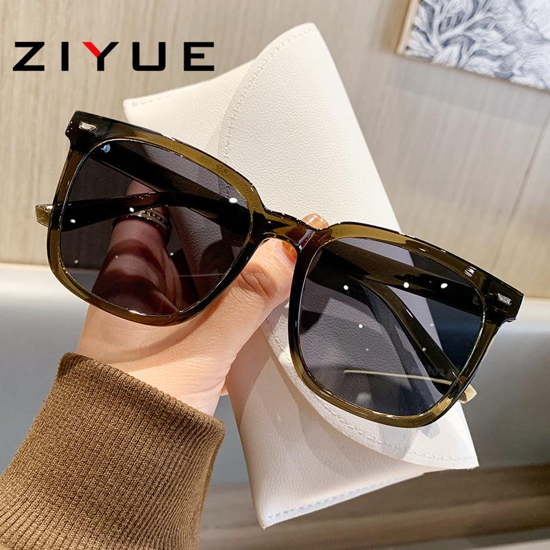 Women's Retro Square Polarized Sunglasses, Anti-UV, Large Frame for Fashion and Driving