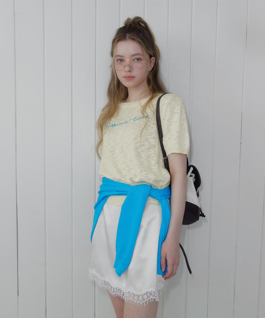 Teuwi Poeti Big Lettering Embroidered Short Sleeve Knit