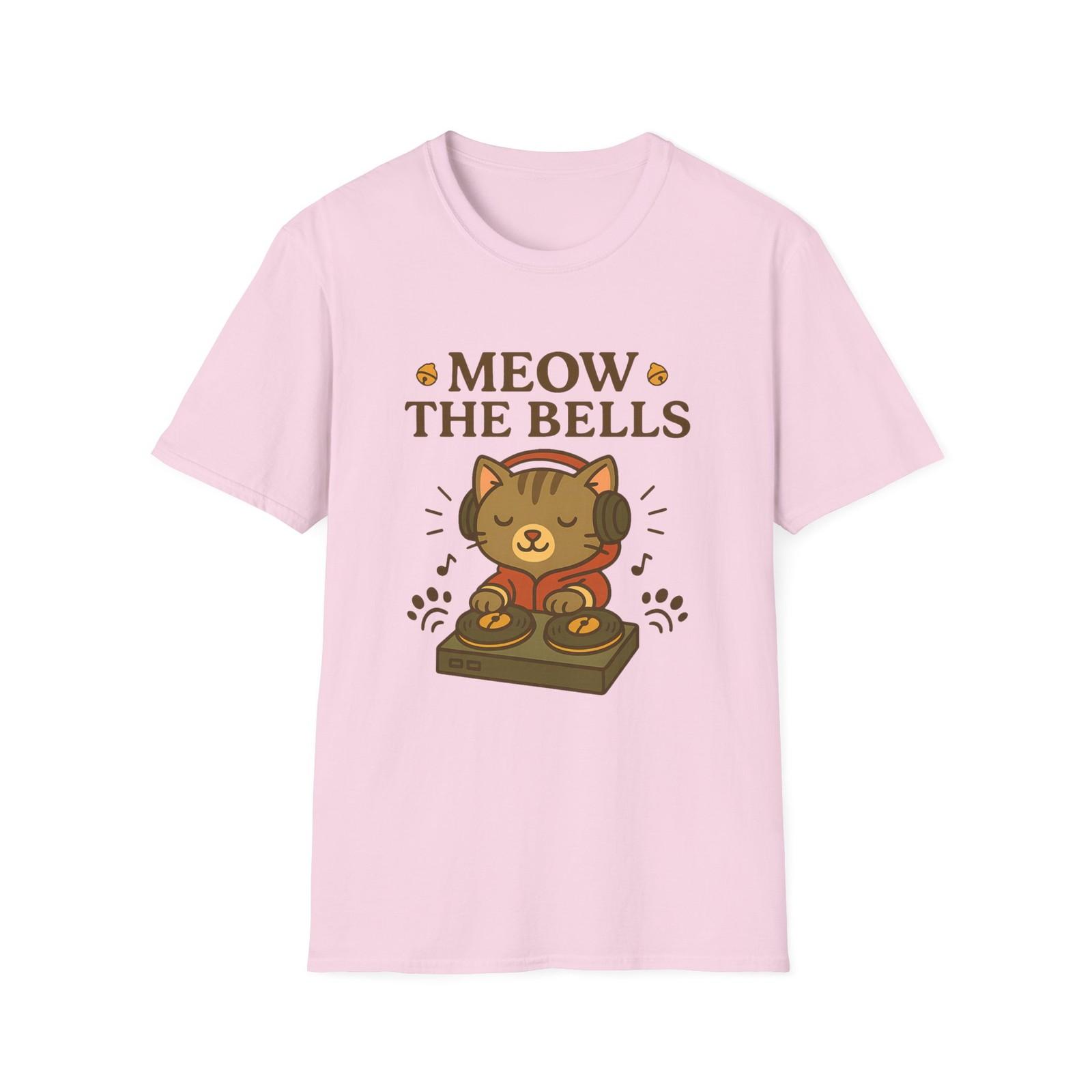 Unisex Softstyle T-Shirt Mens Womens Tees Top Meow the Bells Funny DJ Cat Christmas Music Holiday Tee L