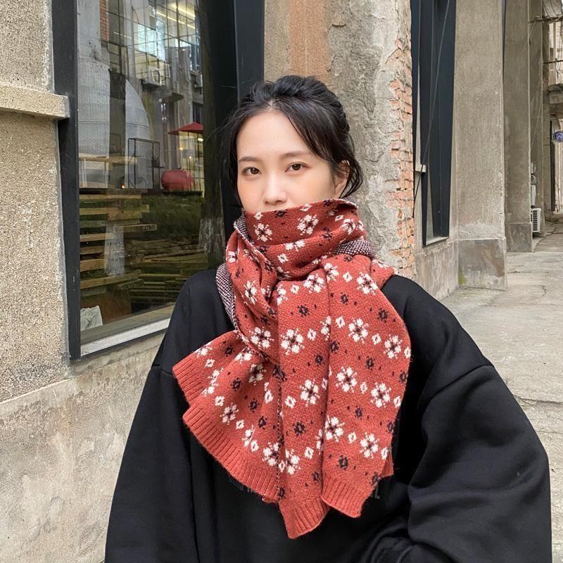 New flower scarf autumn and winter Korean atmosphere imitation cashmere scarf women's fashion versatile warm knitted shawl men