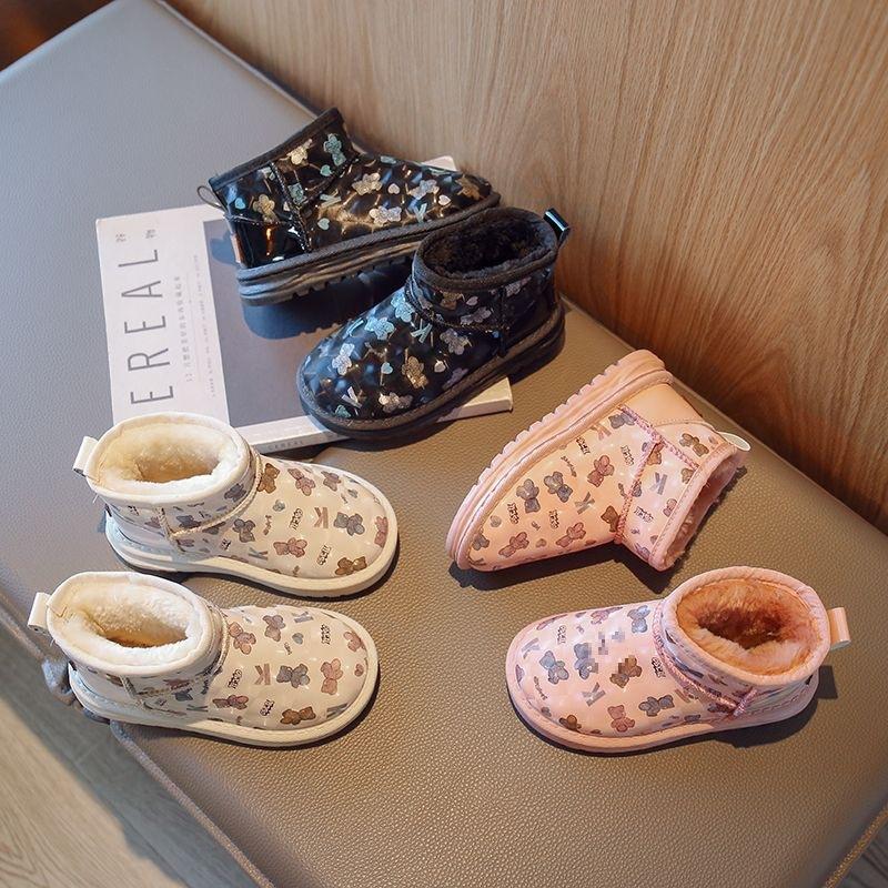 Girls' Warm Bear Snow Boots 2025 Winter Children's Piled Thickened Cotton Shoes Medium and Large Children's Boys' Leather Boots