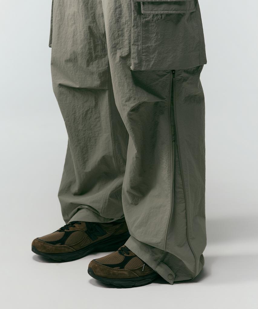 MUSINSA STANDARD [City Leisure] Side Zipper Cargo Pants [Light Khaki Grey]