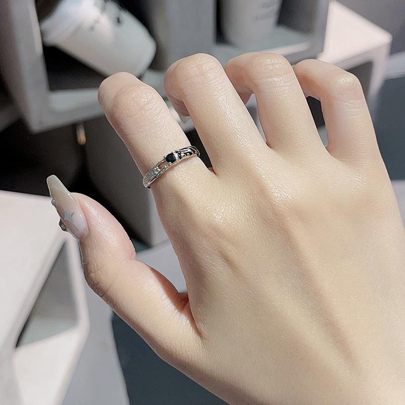 Design Sense Simple Neutral Ring Niche High Sense Couple Ring French Zircon Dark Personality Couple Ring