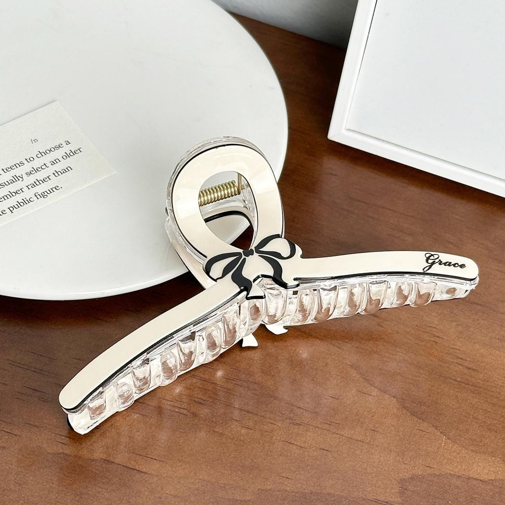 Elegante Haarspange mit Schleife im koreanischen Stil mit hochwertiger Haptik für stilvolle Damen-Accessoires