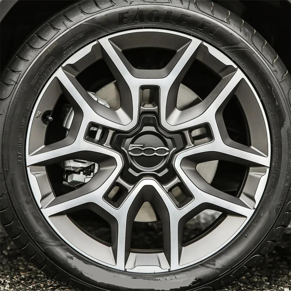 Krytka středu kola 735626312 735626311 Vhodné pro Fiat 500X