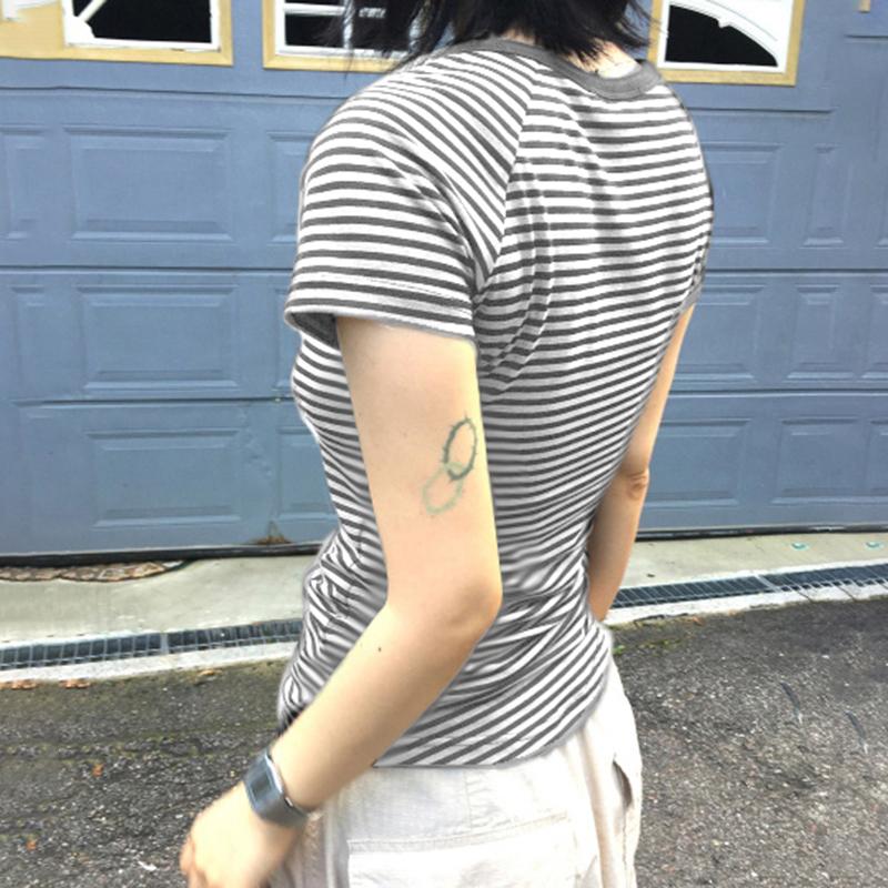 VAYLA Korean Fashion Striped V-Neck With Buttons Slimming T-shirts Women's Summer Short Sleeve Top Tees Y2K Aesthetics New