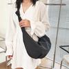 Korean Casual Large-Capacity Handbag Nylon Niche Design Pleated Shoulder Bag Retro Dumpling Messenger Bag Women