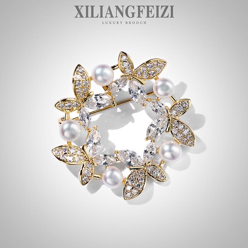 Bo Xin Yun Elegant Korean Style Copper Zirconia Wreath Brooch with Pearl Pin