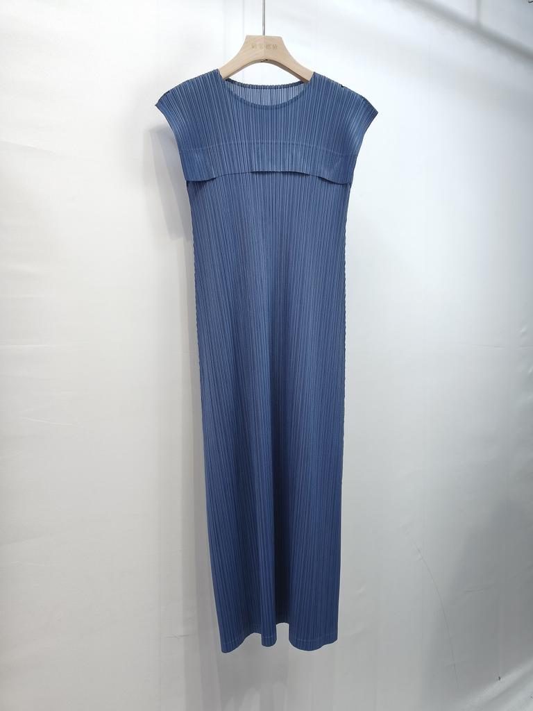 LYRIA Pleated Splicing Dress New Temperament Round Neck Sleeveless Comfortable Casual Peplum Long Skirt