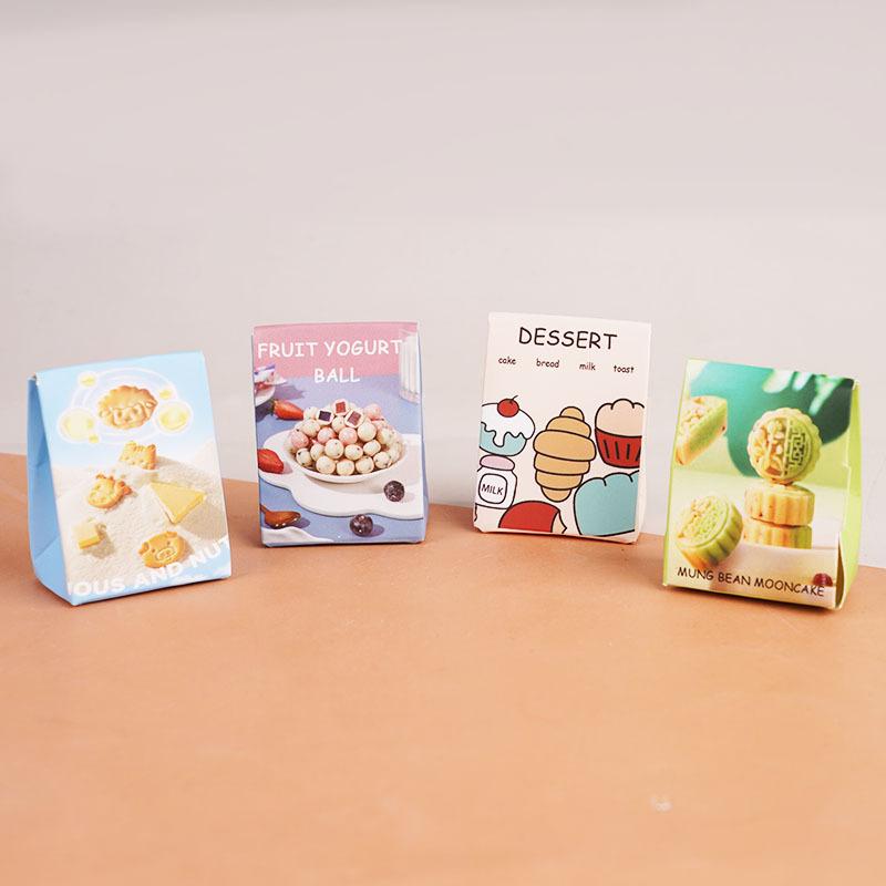 10Pcs Random Dollhouse Miniature Snack Box Model Mini Simulation Supermarket Scene Decor Doll House Pretend Play Toy Accessories