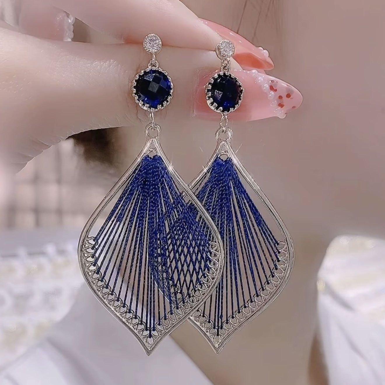 

New Popular Blue Geometric Fan-shaped Gold Earrings, Exaggerated Earrings, High-end Earrings