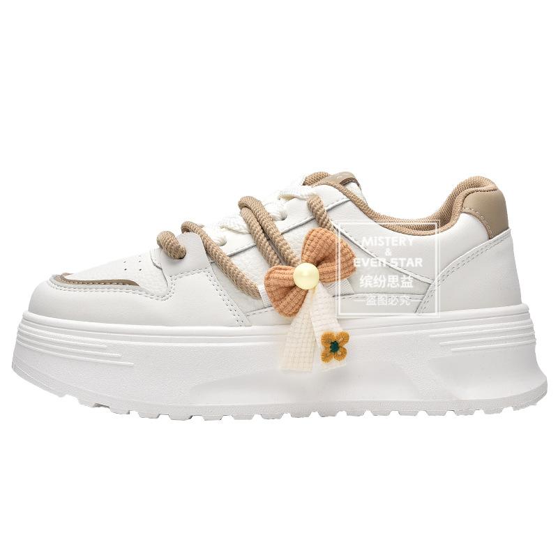New products are on sale in autumn, new thick-soled little white shoes, female students' versatile casual board shoes 2839