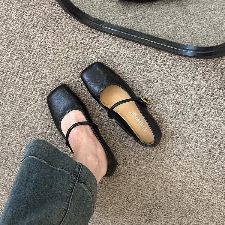 Flacher Boden weicher Boden runder Kopf flache Öffnung Mary Jane Einzelschuhe Damen 2025 Frühling neu Pendler vielseitig kleine Lederschuhe Abend s