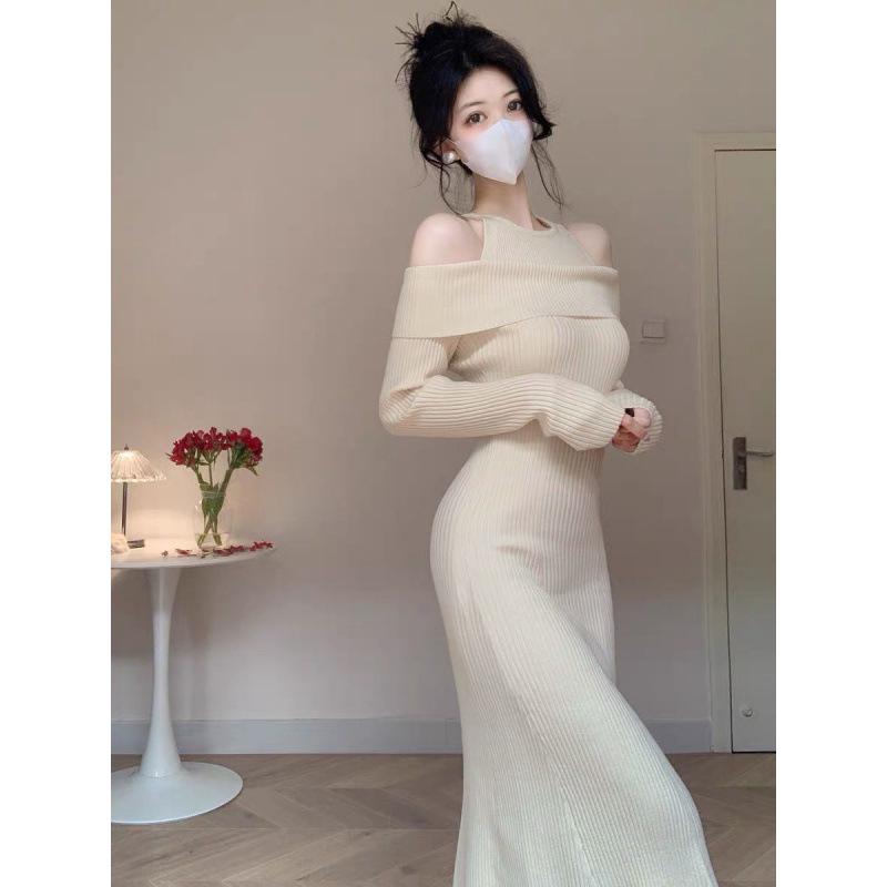 2024 French Off-Shoulder Fishtail Knitted Bodycon Dress - Autumn/Winter Women's Fashion