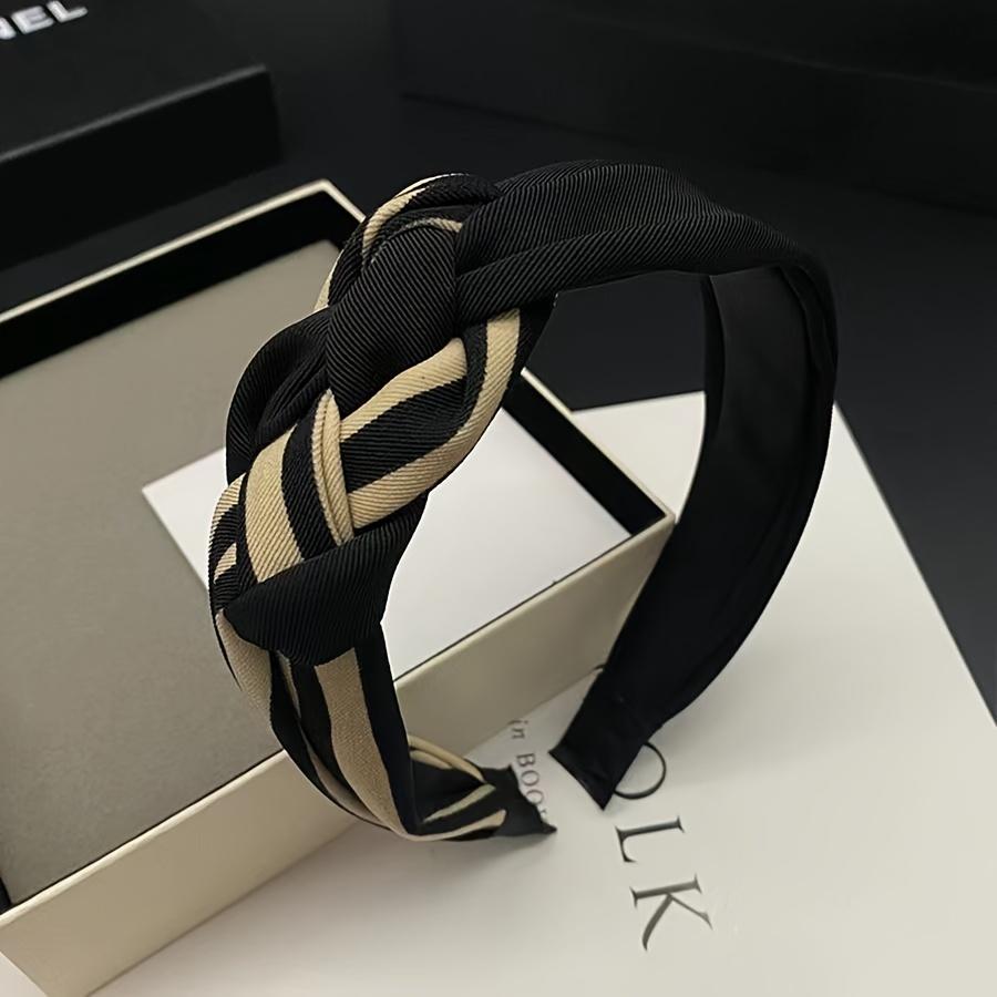 

Модная вязаная повязка на голову, нескользящая, с узлом, элегантная повязка для волос для женщин и для ежедневного использования. Подходит для ежедневной носки, умывания лица, макияжа, ухода за кожей. чёрный