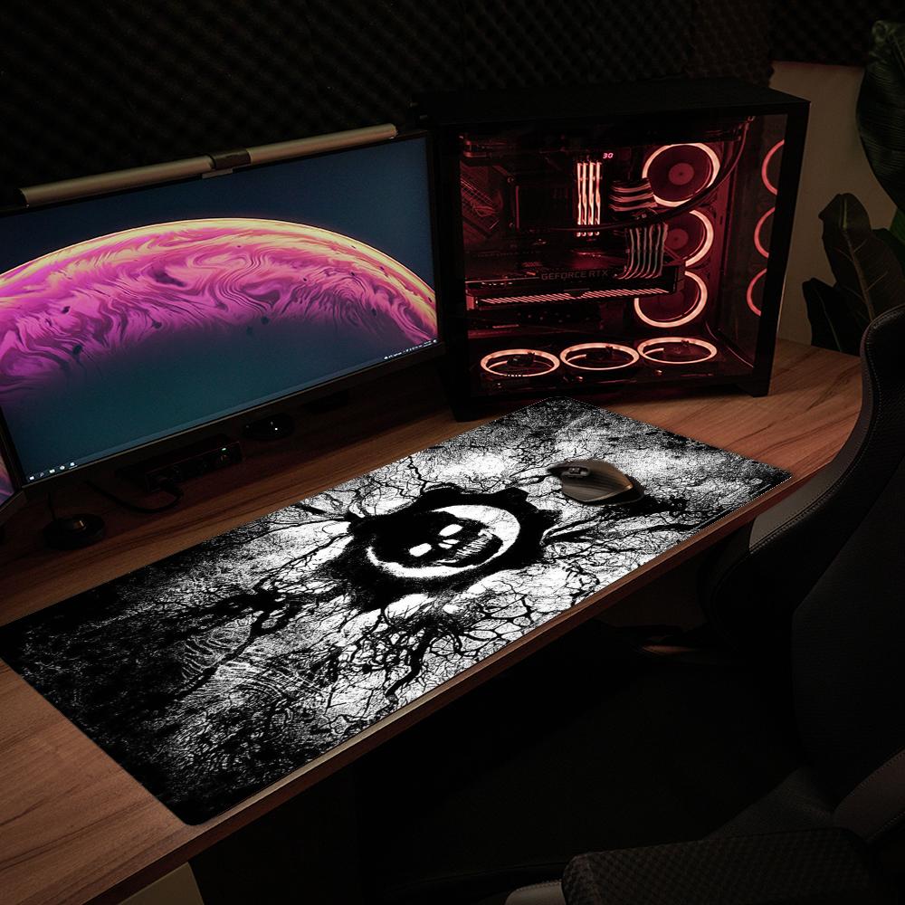 XXL Dark Grunge Skull Mouse Pad Crack Texture Horror Style Deskmat Non-Slip Rubber Computer Keyboard Mat Gaming Table Mousepad