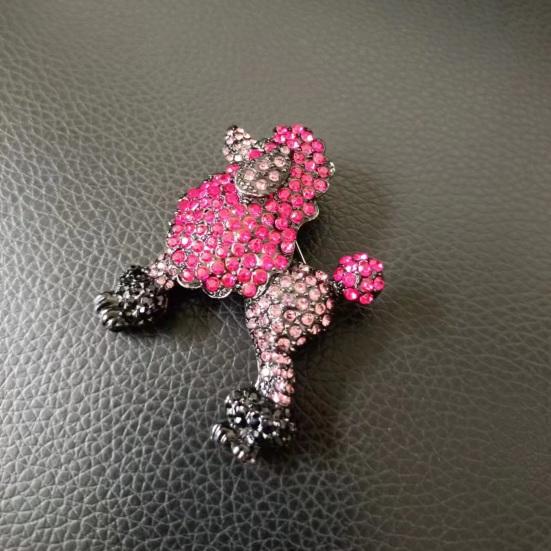 Criativo bonito poodle cão forma broche espumante strass casaco lapela pino vestido xale cachecol chapéu animal emblema jóias presente