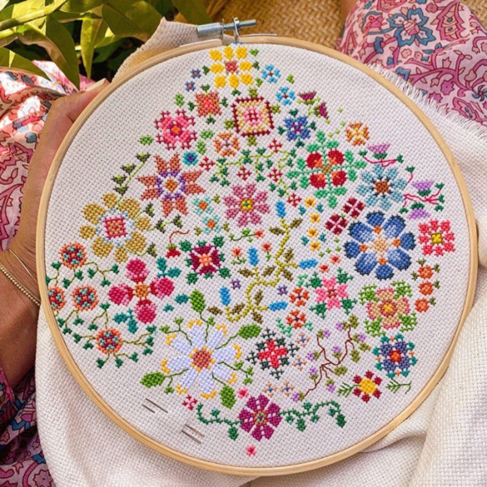 Threads Cross Stitch Kit A Flower a Day Needlepoint Kit DIY Flower Embroidery Kit  Home Decoration