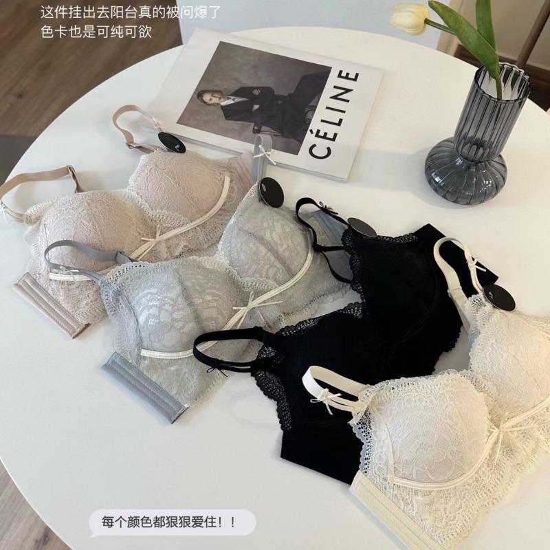 Underwear women's small breasts gather and show a large thickened cup, close the breasts, anti-sagging adjustment type sexy bra cover