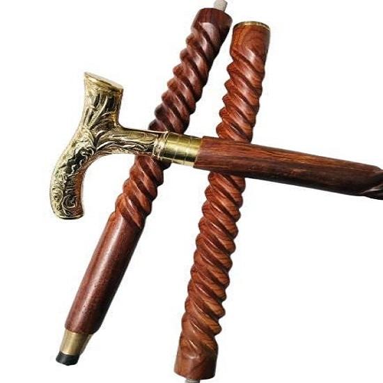 Handgefertigter Gehstock aus Holz mit Messinggriff im Gehstock-Stil