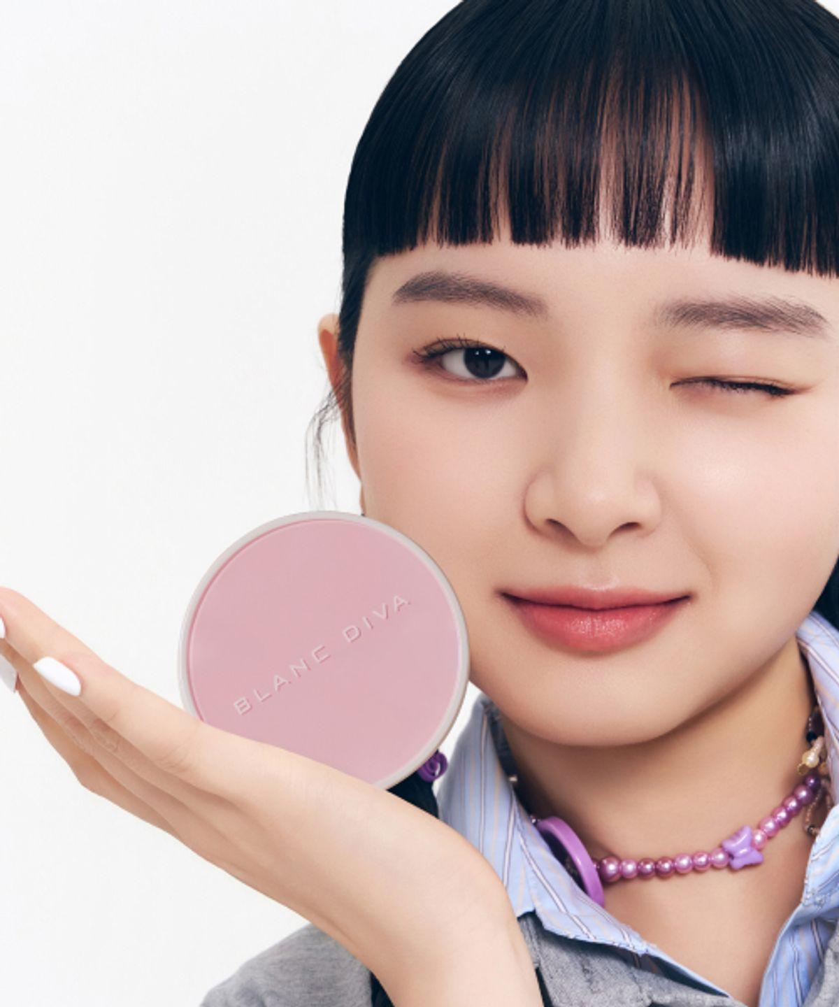 Glow On Cushion Set (Main Product + Refill) No. 19 Porcelain