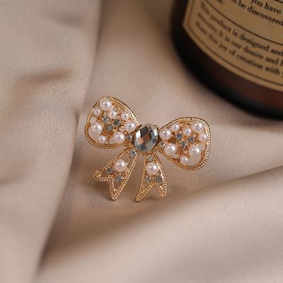 Bow Brooch High-end Female Pearl Buckle Collar Brooch